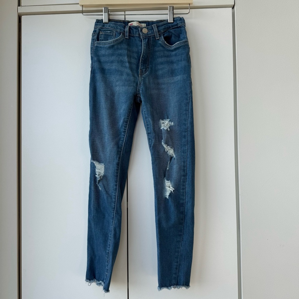 Levi's 720 Blue Distressed Skinny Jeans